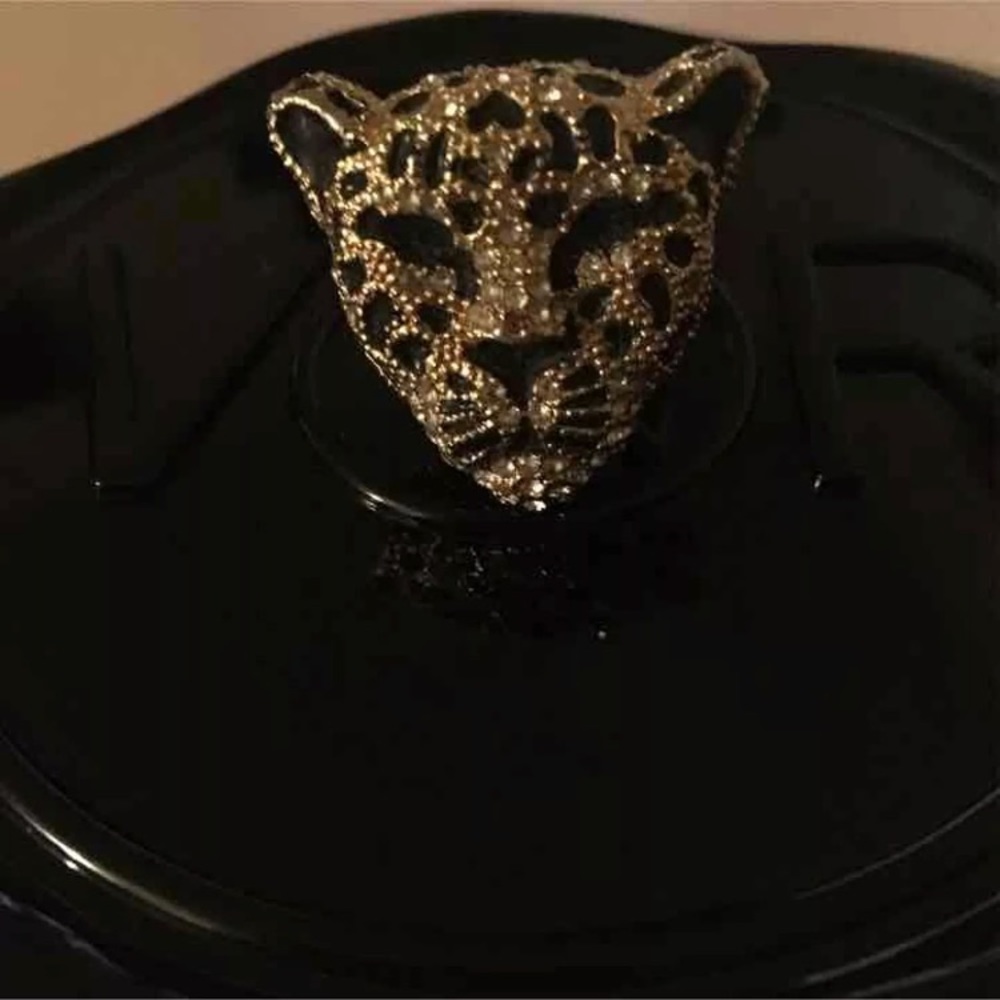 Leopard ring size 7